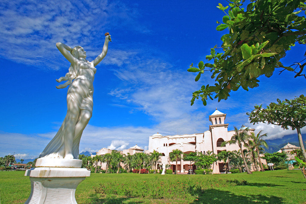 Promisedland Resort & Lagoon Shoufeng Exterior foto Statue of Venus